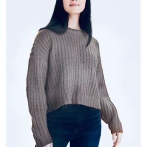AEO Boxy Cropped Sweater